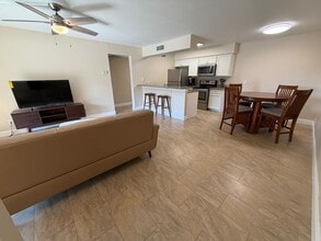 Building Photo - ANNUAL RENTAL - FURNISHED 1 BED / 1 BATH CONDO AT MYSTIC GARDEN