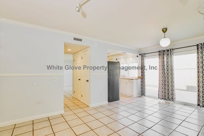 Building Photo - Spacious Anaheim Townhome Near Anaheim Coves with Community Pool & Clubhouse