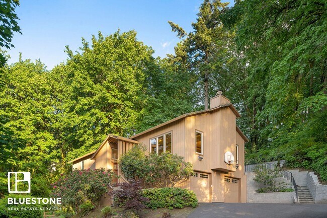 Building Photo - Beautiful 4 bedroom home in Palisades Neighborhood of Lake Oswego!