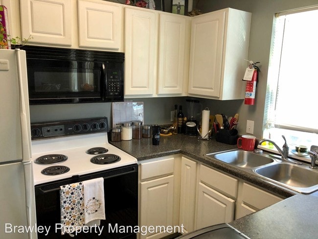 Building Photo - 125 N Washington St