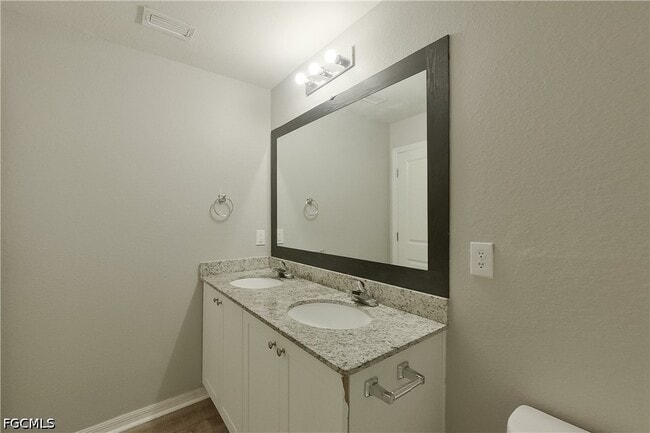 Building Photo - 2227 NW 11th Ct