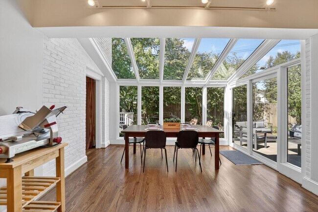 Building Photo - 5115 Cape Cod Ct