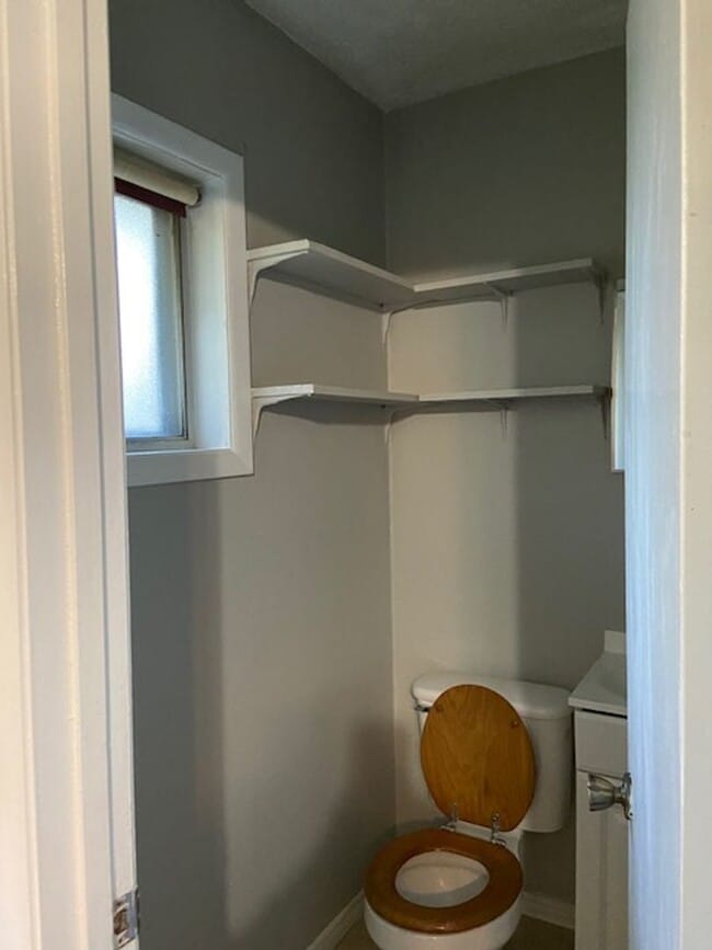 Building Photo - Gulfport 3 Bedroom