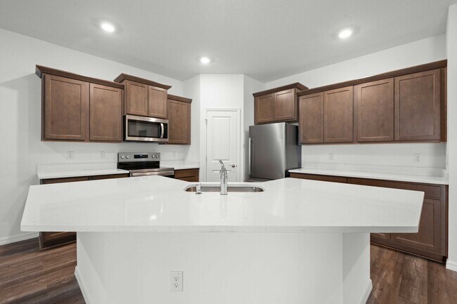 Building Photo - Towns at Woodsdale Villa! -3/2/2 in Wesley...