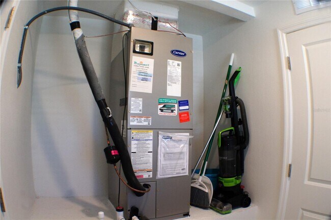 Building Photo - 1714 Lanier Rd