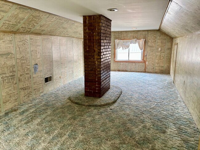 Building Photo - Spacious 2-bed, 1-bath house in Bluffton!