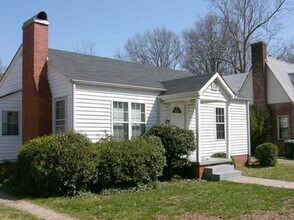 Building Photo - 3 BR house available near Target on Lawndale!