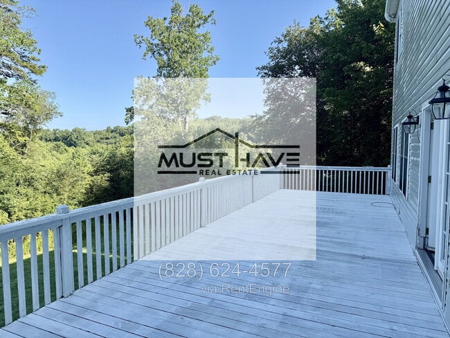 Building Photo - 2625 Rolling Ridge Dr