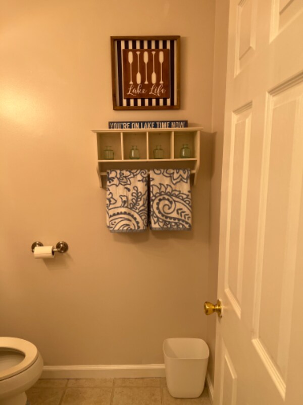 Building Photo - 516 Lakeside Dock Dr