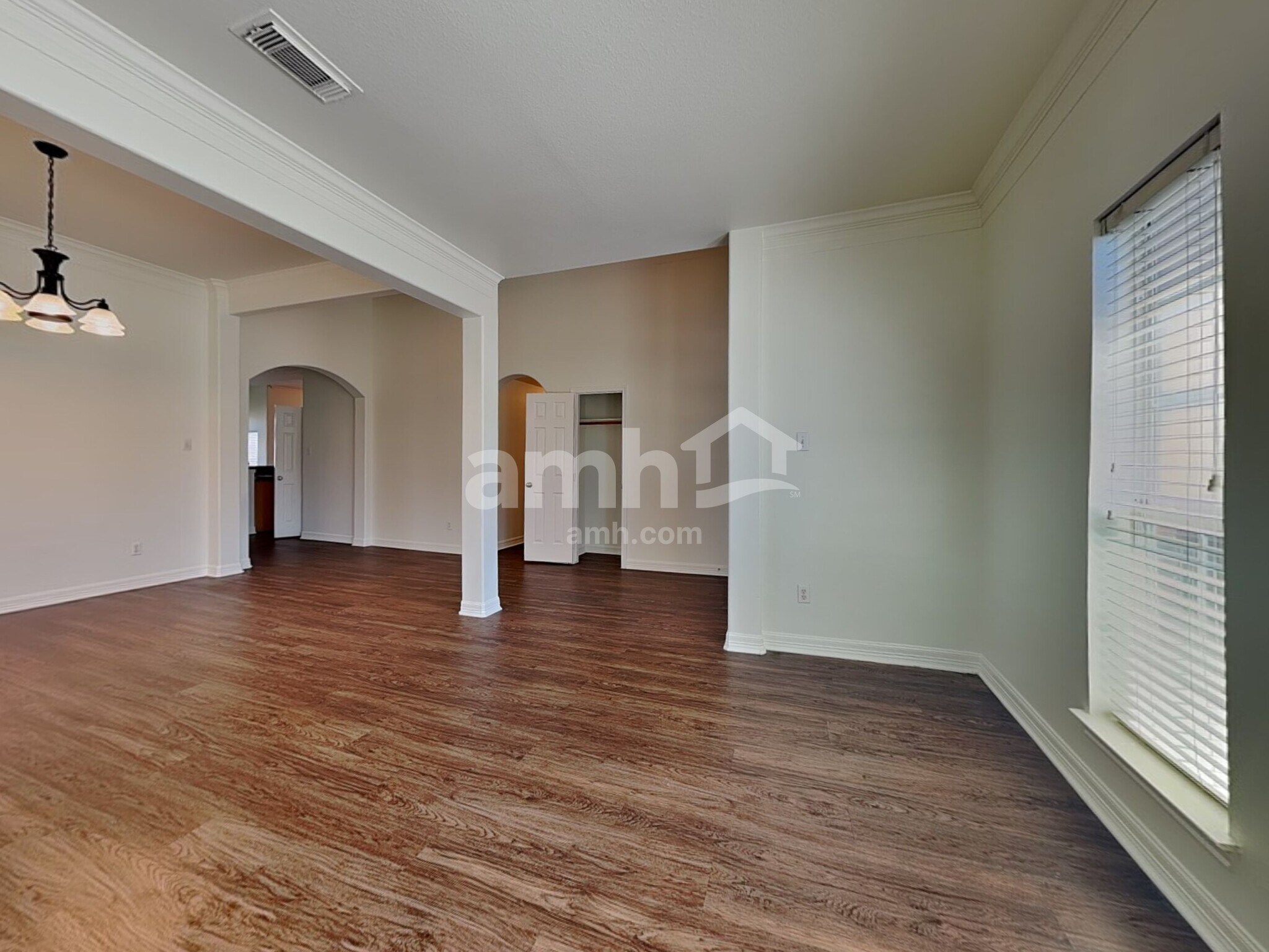 Building Photo - 7722 Heron Lakes Dr