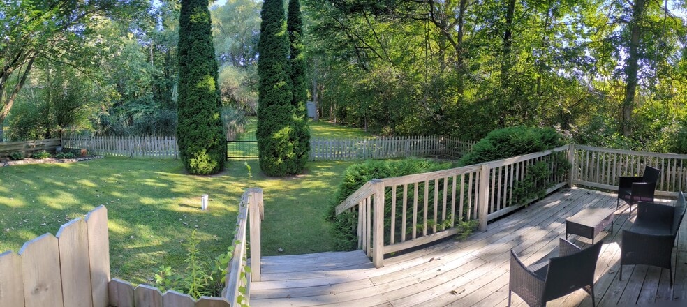 yard view - 11347 Ford Road