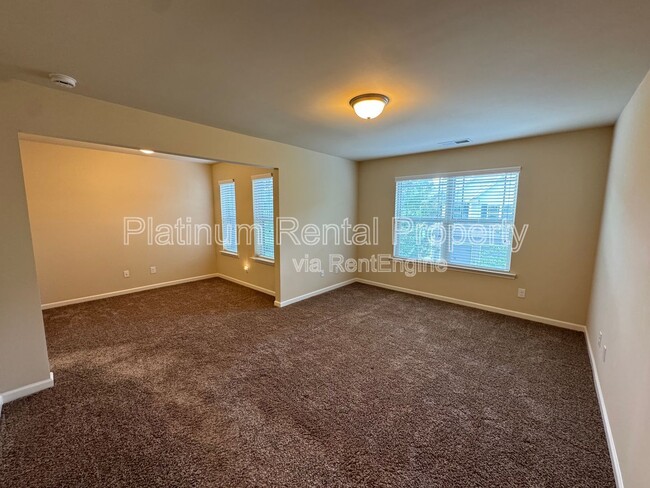 Building Photo - 3343 Blue Springs Walk
