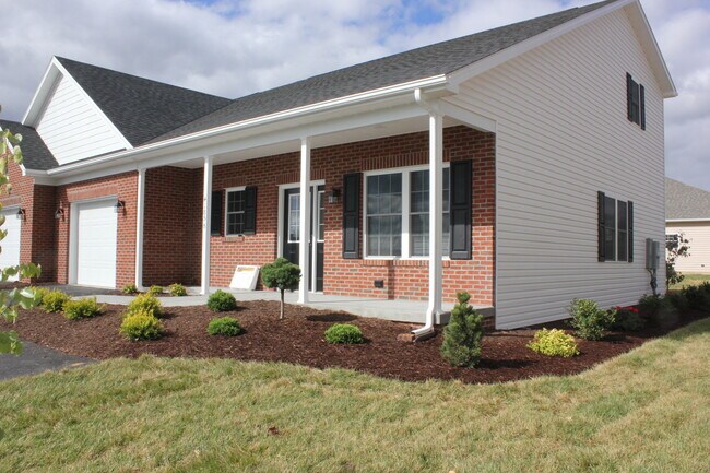 Building Photo - Duplex for Rent in TA school District
