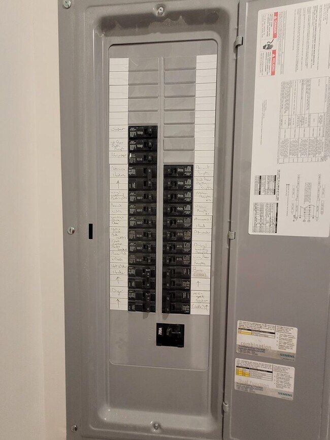 Building Photo - 3 bedroom Conestoga Valley School District