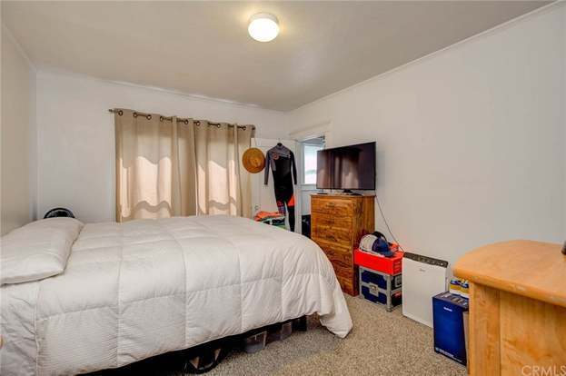 Building Photo - 223 24th St