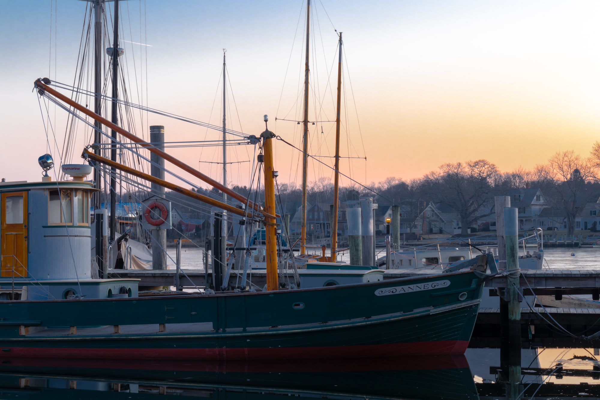 Building Photo - 36 Pequotsepos Rd