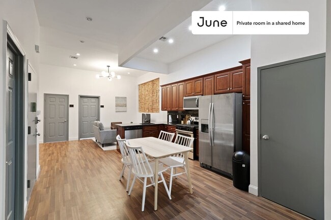 Building Photo - Room in Shared 4 bed/1 bath home in Bushwick