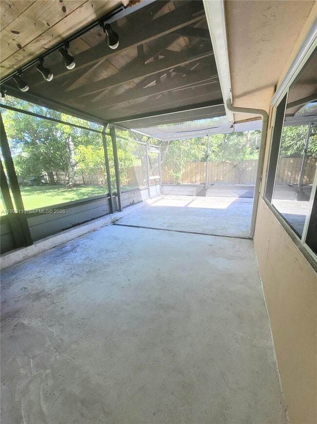 Building Photo - 22028 Acapulco Ct