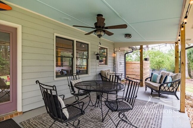 Building Photo - 130 Austin Dr