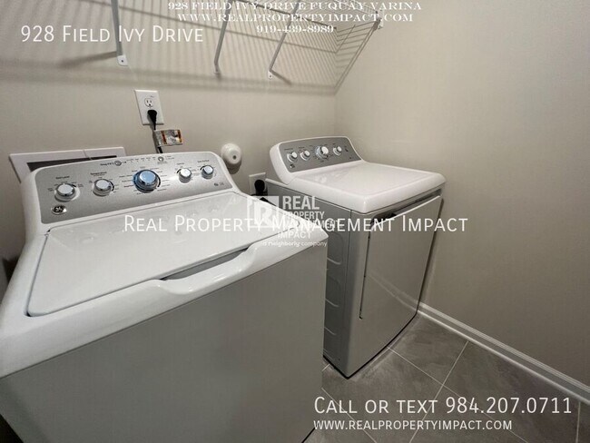 Building Photo - Newly Built 3 Bedroom 2.5 Bath, 2 Story Mo...