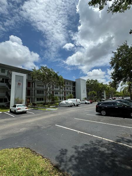 Building Photo - 1301 SW 134th Way