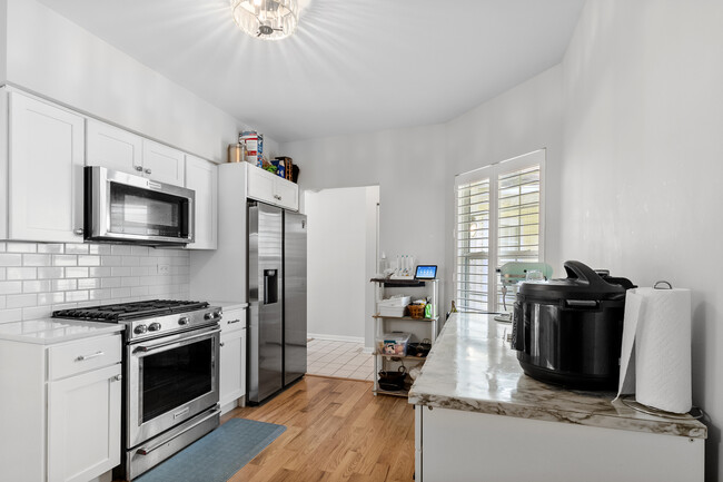 Building Photo - 13355 W Heiden Cir