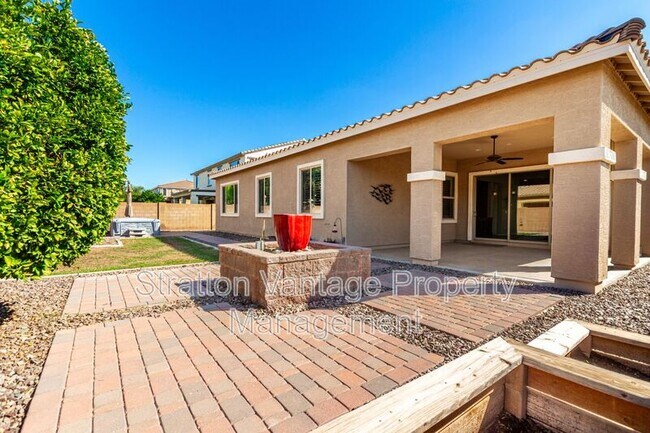 Building Photo - 21004 E Sunset Dr