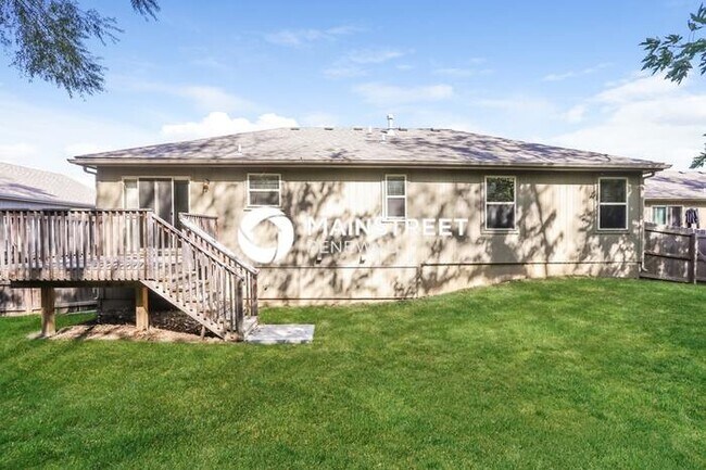 Building Photo - 4 Bedroom Pet-Friendly Home in Independenc...