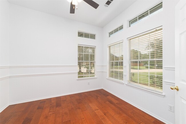 Building Photo - 8030 Loyel Pointe Dr