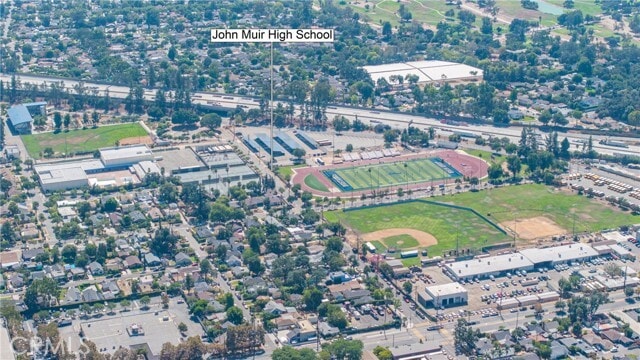 Building Photo - 2461 St Pierre Ave