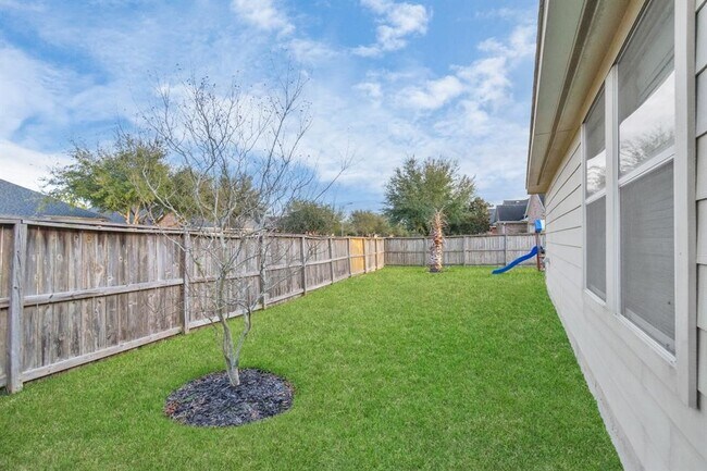 Building Photo - 19107 Mustang Pointe Ln