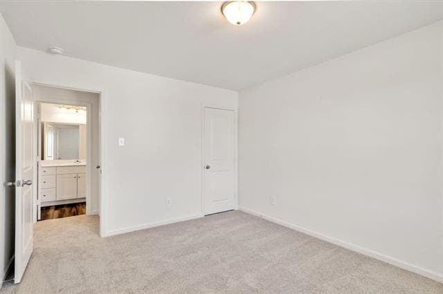 Building Photo - 795 Yorkshire Dr