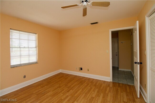 Building Photo - 4300 Gulfstream Dr