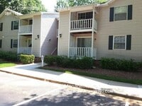 Building Photo - 900 Hanahan Ct