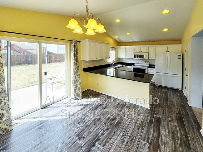 Building Photo - 4182 Pioneer Creek Dr