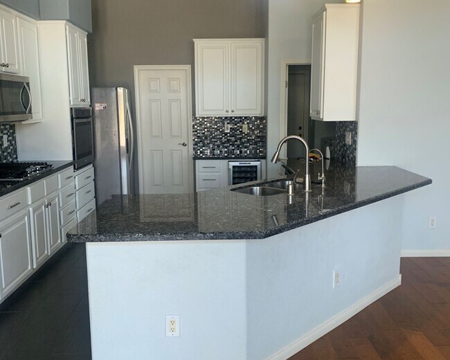 Building Photo - Beautifully Upgraded Single-Story Home with Pool in Coventry at Anthem!