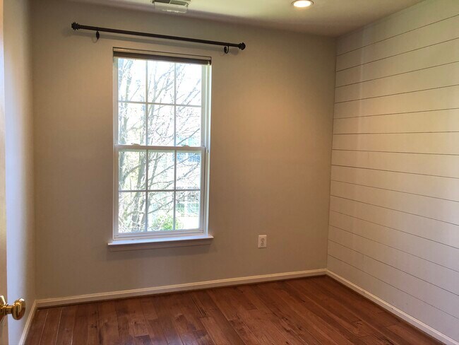 bedroom 3 - 752 Howards Loop