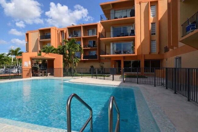 Building Photo - 6780 W 2nd Ct