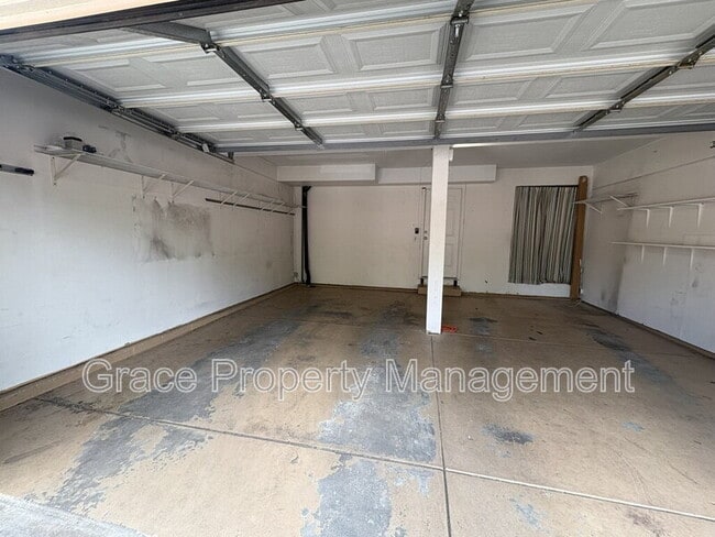 Building Photo - 14221 E Radcliff Cir