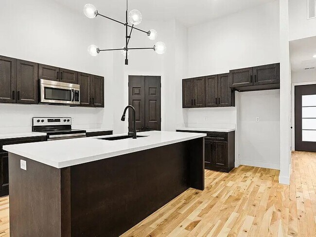 Building Photo - Lot 148