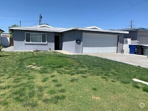 Building Photo - 3 Bedroom 2 Bath available soon