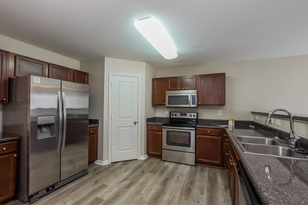 Building Photo - 3636 Ernie Dr