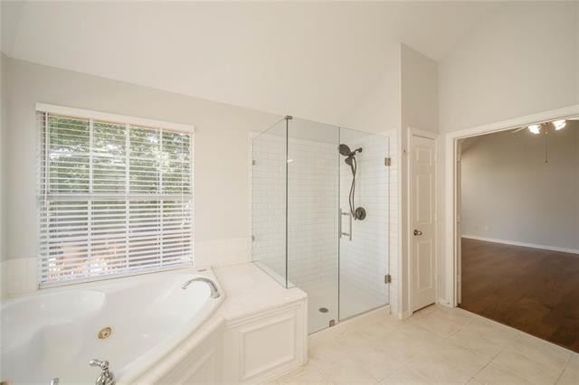 Building Photo - 2616 Barrington Dr