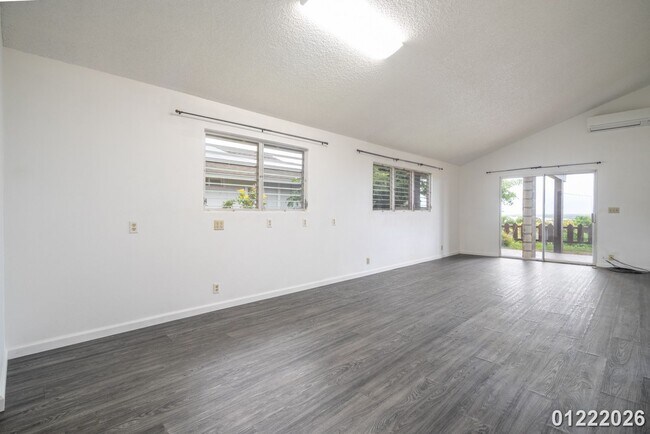 Building Photo - 94-707-707 Kamalo St