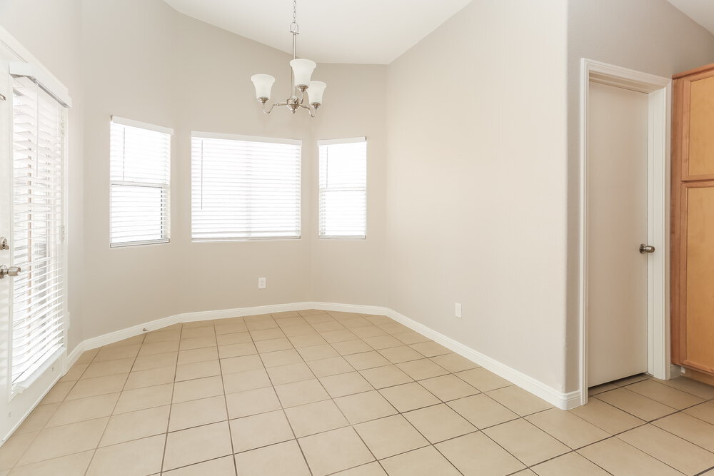 Building Photo - 504 Stonehurst Dr