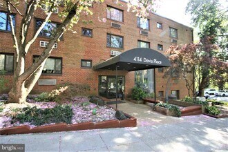 Building Photo - 4114 Davis Pl NW