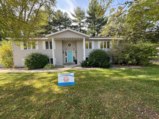 Primary Photo - 632-638 S 44th Avenue