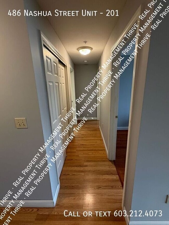 Building Photo - 486 Nashua St