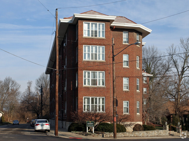 San Carlos Apartments - San Carlos