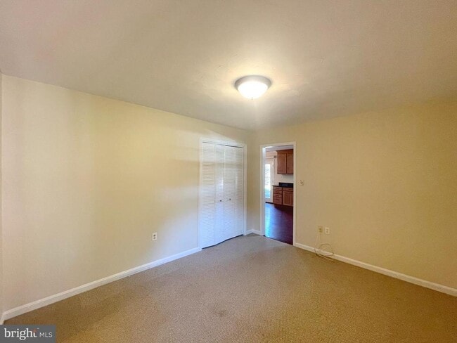 Building Photo - 11717 Rivershore Dr